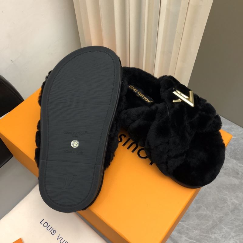 Louis Vuitton Slippers